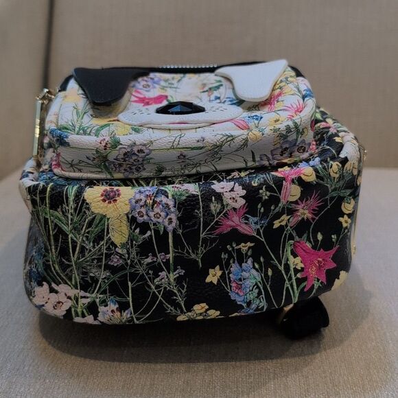 Betsy Johnson Black Floral Dog Mini Kitsch Backpack - Picture 8 of 12